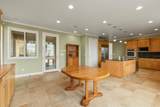 6586 Coopers Hawk Road - Photo 19