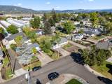 2711 Elliott Avenue - Photo 40