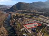 175 Rogue River Highway - Photo 2