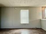 425 Front - Photo 9