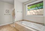 4010 Majestic Avenue - Photo 29