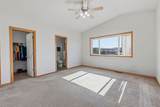 792 Robin Place - Photo 16