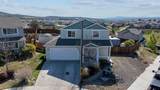 792 Robin Place - Photo 33
