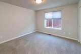 3035 Cedar Avenue - Photo 13
