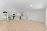 4729 Pacific Highway - Photo 2