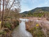 8730 Rogue River Highway - Photo 17