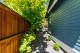 1027 Albany Avenue - Photo 59