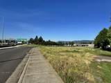 2300 Biddle Road - Photo 5