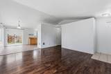 866 Kristin Way - Photo 3