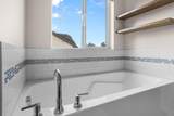 2800 49th Street - Photo 18