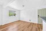 575 Madison Street - Photo 8