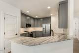 1641 Hill Avenue - Photo 11