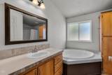 4900 Homestead Way - Photo 14