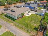 2040 Hamilton Lane - Photo 3