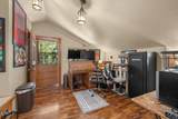 8155 Rogue River Highway - Photo 36