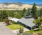 1150 Hillview Drive - Photo 2