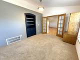 918 Win Way - Photo 11