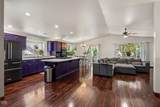 472 Phyllis Drive - Photo 3