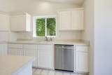 538 Leonard Street - Photo 16
