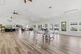 211 Christopher Way - Photo 5