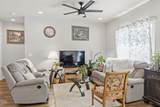 211 Christopher Way - Photo 7