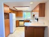 1004 Glengrove Avenue - Photo 5