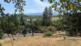 814 Mesa Drive - Photo 4