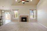 2447 Greenwood Avenue - Photo 2
