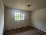 825 Poplar Place - Photo 16