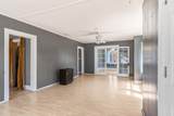 942 Delaware Avenue - Photo 15