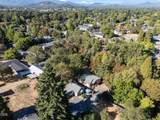 254 Rogue River Avenue - Photo 40