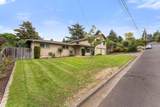 1058 Linda Avenue - Photo 2