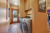 560 Oregon Street - Photo 8