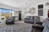 522 Scenic Loop - Photo 2