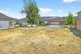221 Christopher Way - Photo 1