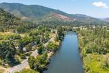 5504 Rogue River Highway - Photo 24