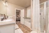 2557 Glen Oak Avenue - Photo 31