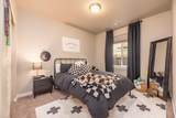 2557 Glen Oak Avenue - Photo 9