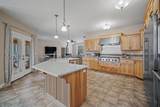 17045 Shawnee Circle - Photo 39