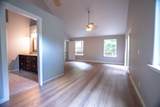 709 Pinewood Way - Photo 10