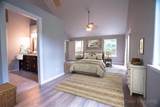 709 Pinewood Way - Photo 11