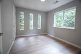 709 Pinewood Way - Photo 14