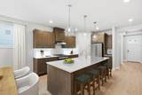 1446 Whistle Way - Photo 4