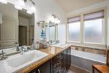 8906 Shad Road - Photo 32