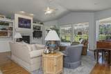 209 Twisted Pine Drive - Photo 18