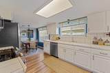 1206 Devonshire Way - Photo 11
