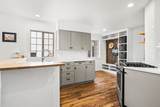915 Saginaw Avenue - Photo 16