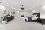 1013 Roxy Ann Road - Photo 17
