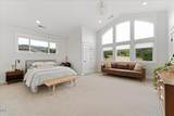 1013 Roxy Ann Road - Photo 35