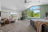 1043 Thelma Way - Photo 16